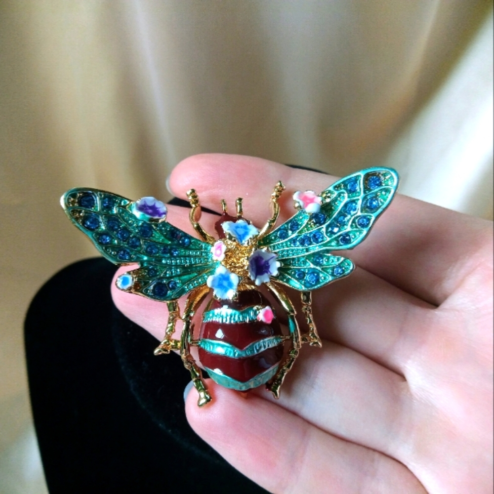 Gold-Tone Green & Red Floral Bee Brooch